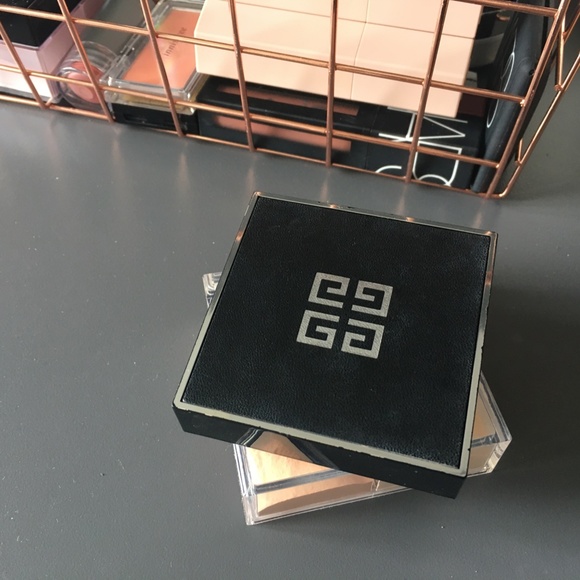 Givenchy Prisme Libre Loose Powder 2 TaffetasBeige - Picture 1 of 7